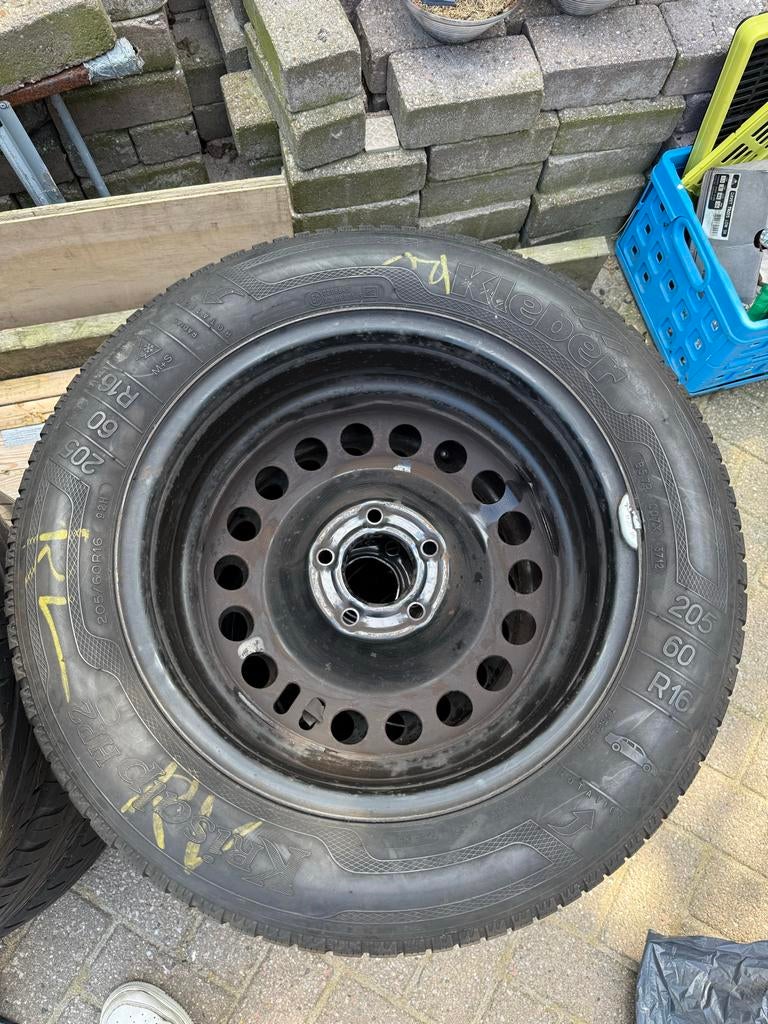 Kleber Krisalp HP2 winterbanden op stalen velg, Auto-onderdelen, Banden en Velgen, Ophalen, Gebruikt, 16 inch, Banden en Velgen