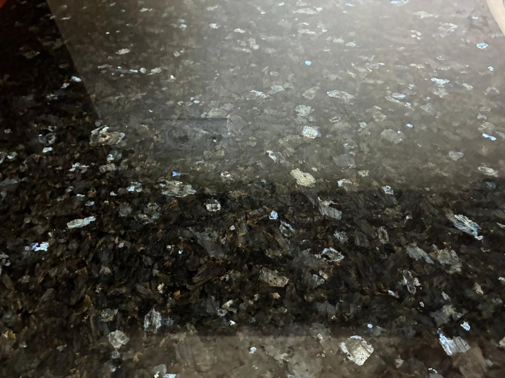 GRATIS: Granieten aanrechtblad, spoelbak, evt keukenkastjes, Ophalen, Gebruikt, Zwart, Overige typen