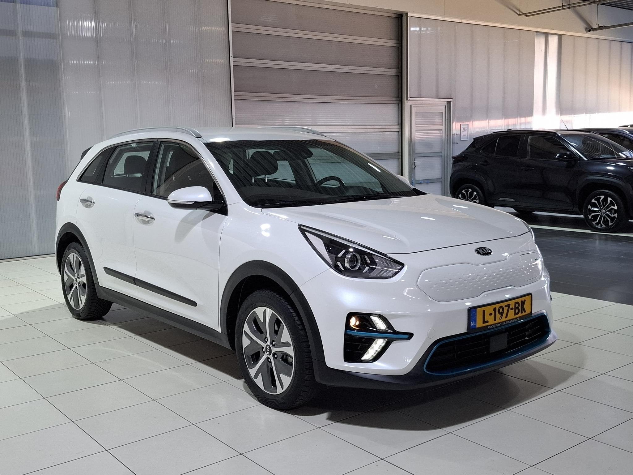 Foto 3 van Kia e-Niro DynamicLine 64 kWh SOH 100% , 100% EV, Super accu