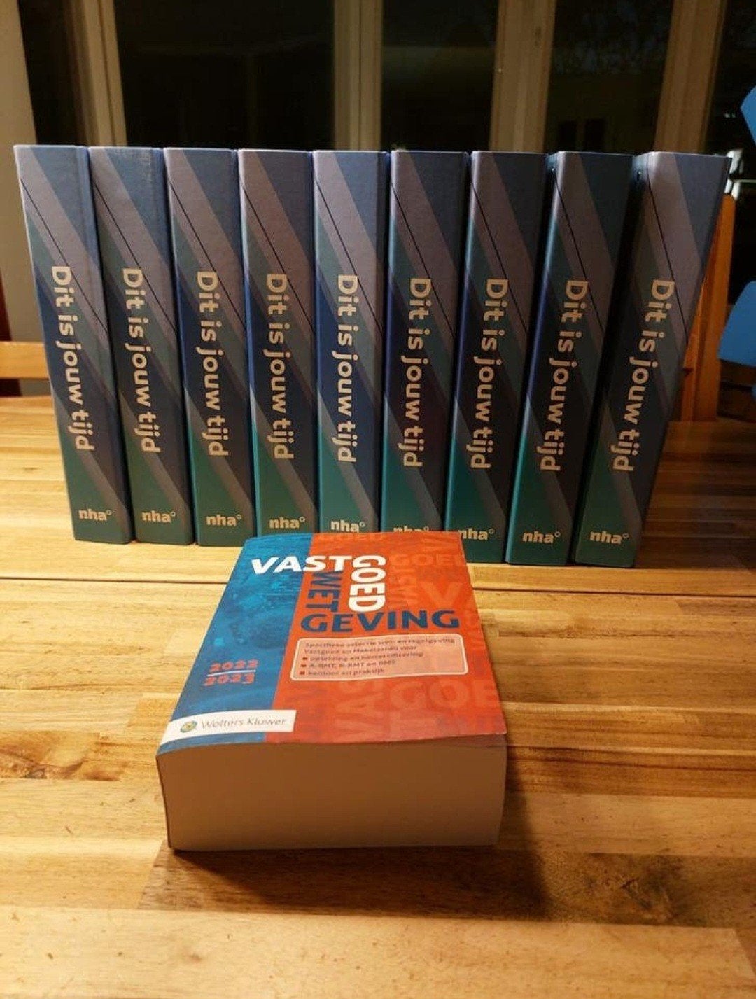 Volledige studie Makelaar inclusief vastgoed wetgeving, Ophalen of Verzenden, Beta, Zo goed als nieuw, HBO