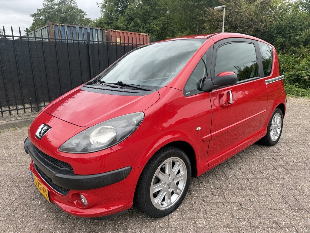 Peugeot 1007 1.6-16V Autom/Tiptr Sporty Airco/LMV (bj 2007), Auto's, Peugeot, Gebruikt, 4 cilinders, 4 stoelen, Bedrijf