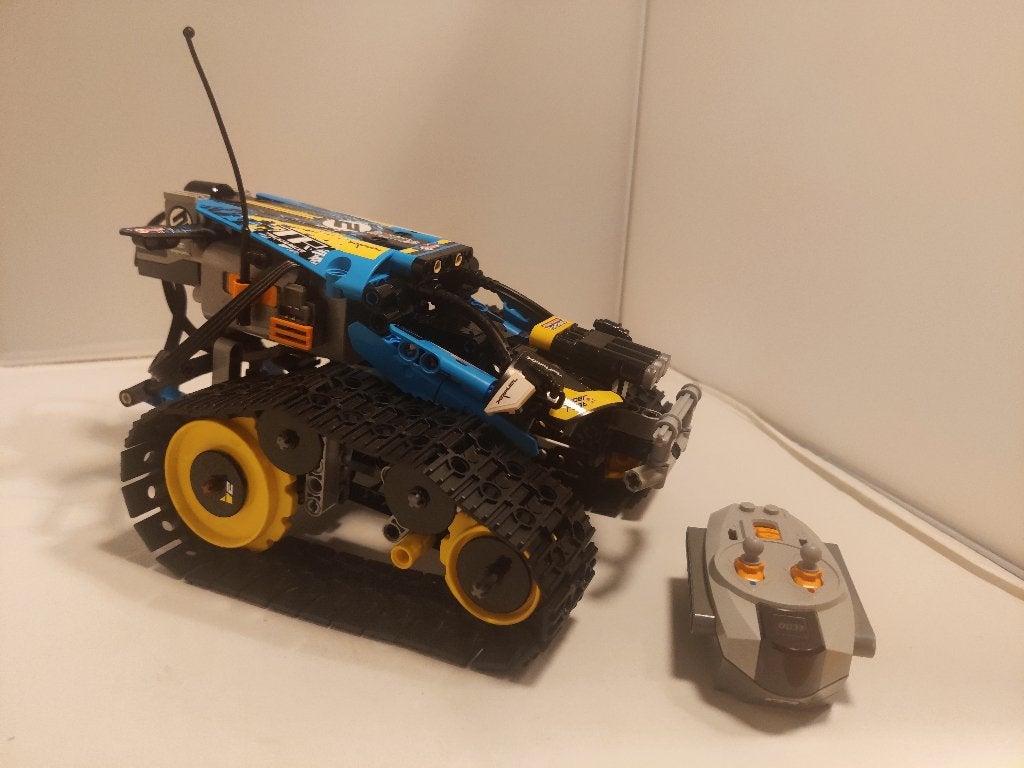 Remote Controlled Stunt Racer - Lego technic set RC, Compleet, Lego, Ophalen of Verzenden, Zo goed als nieuw