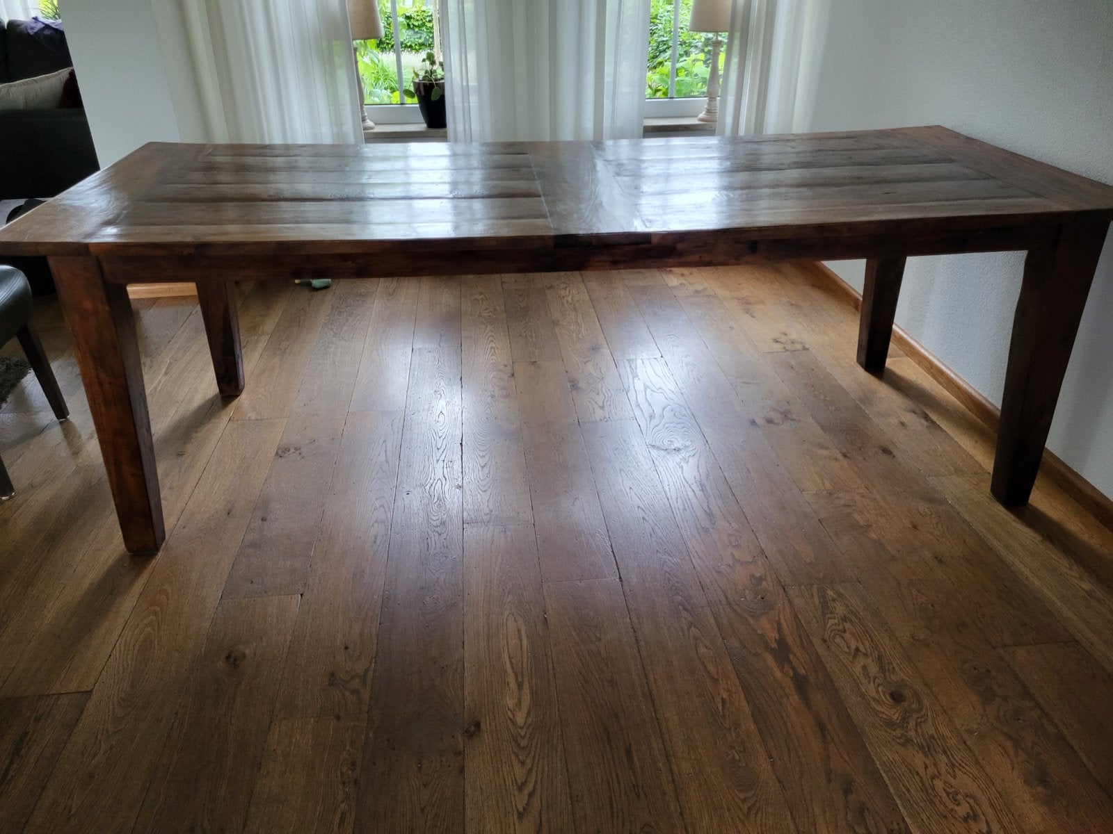 Mooie donker kleurig teakhouten eetkamertafel, Huis en Inrichting, Ophalen, Gebruikt, Teakhout