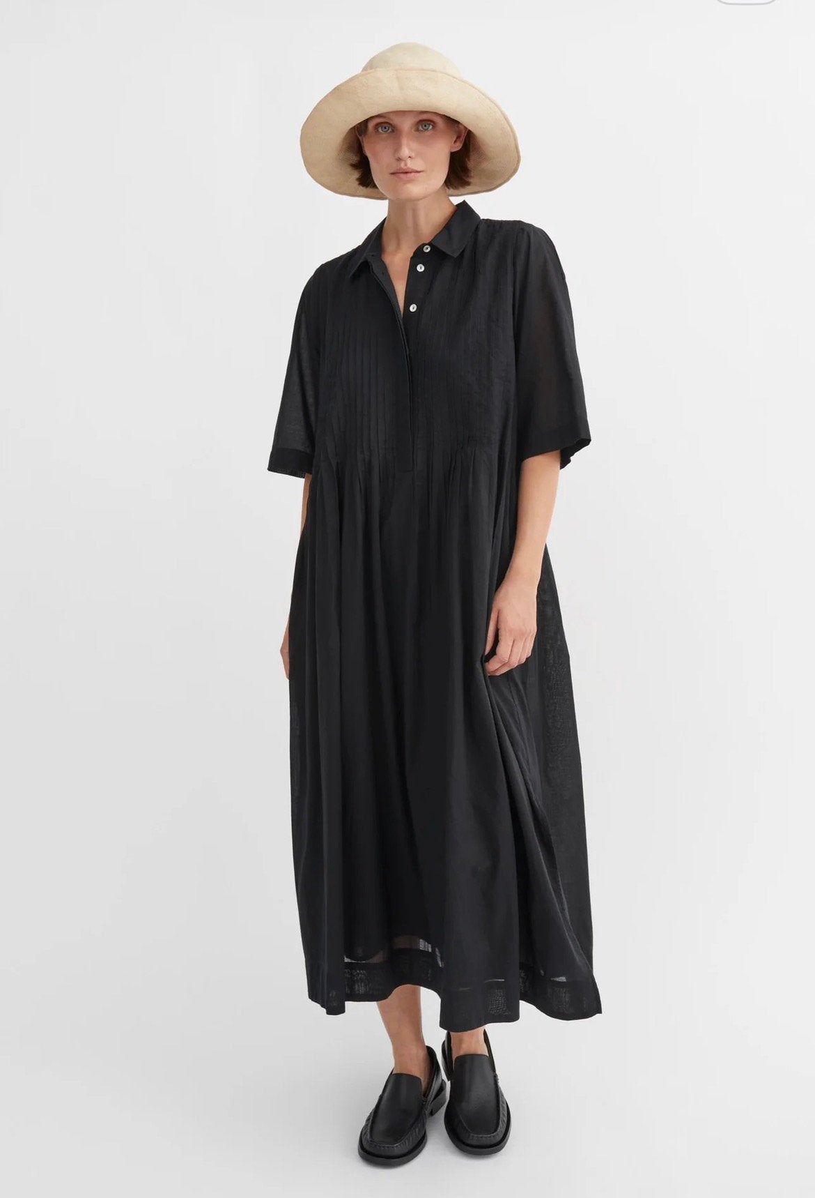 Skall Studio jurk zwart korte mouw 38 NIEUW NP 270,00 euro, Maat 38/40 (M), Zwart, Nieuw, Ophalen of Verzenden