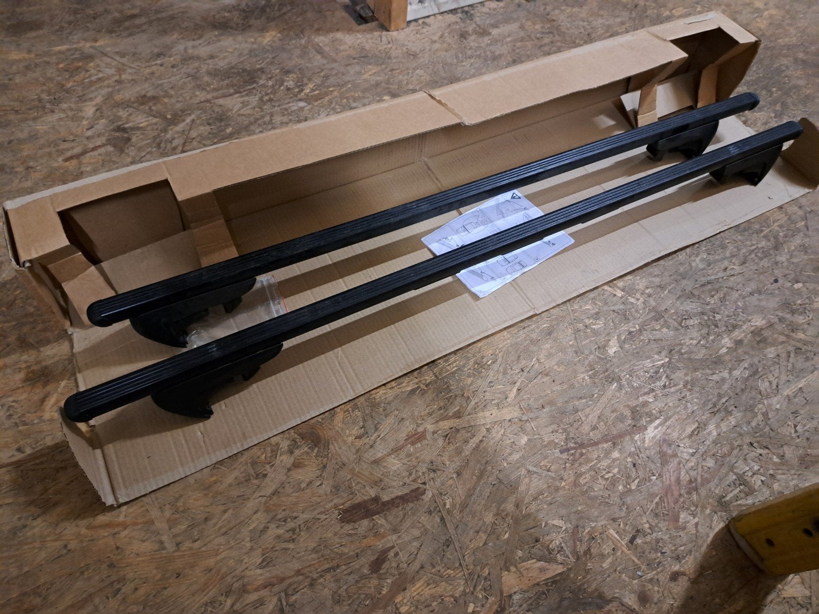 Originele Peugeot 2008 dakdragers - in doos, Ophalen, Gebruikt