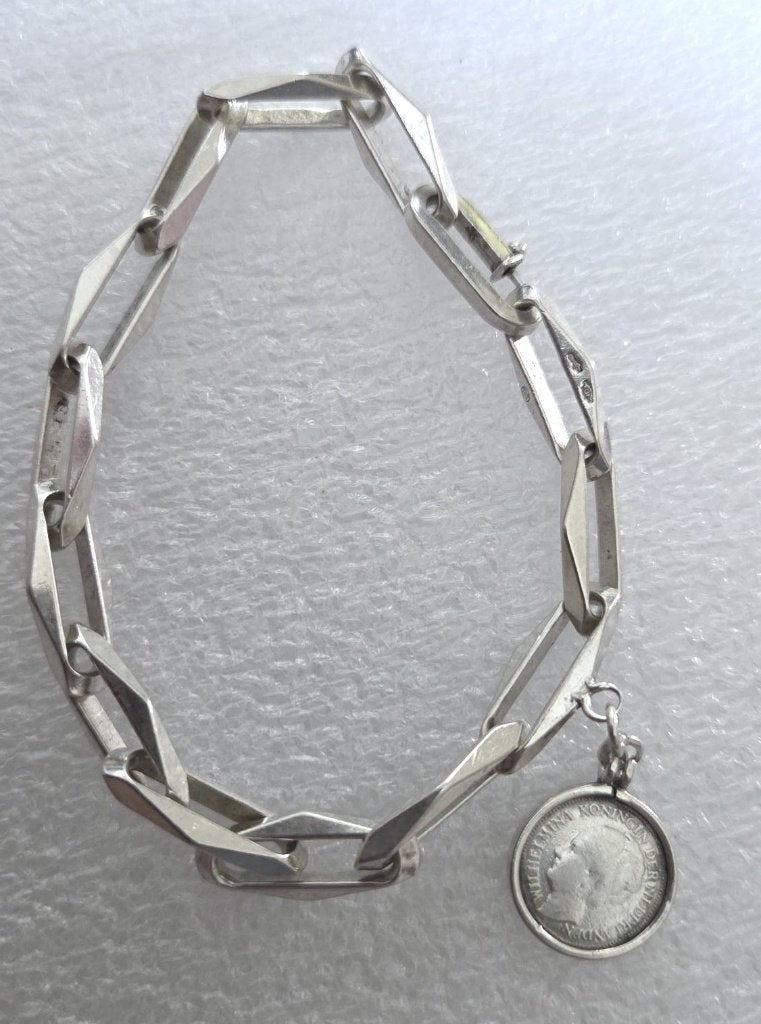 Zilveren (835) CLOSED FOREVER armband + 1 bedel 10 cent, Ophalen, Zo goed als nieuw, Met bedels of kralen, Zilver