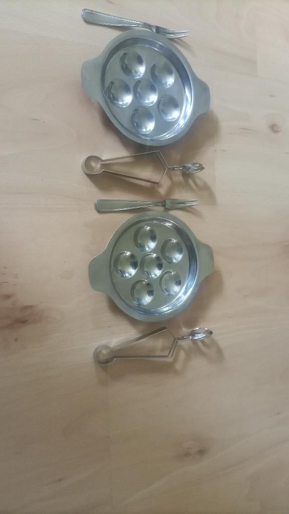 Slakkenschaal met tang en vorkje., Ophalen, Gebruikt, Overige materialen, Overige typen