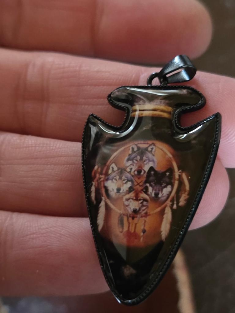 Pijlpunten hanger met wolven en dromenvanger, Overige materialen, Zwart, Nieuw, Ophalen of Verzenden