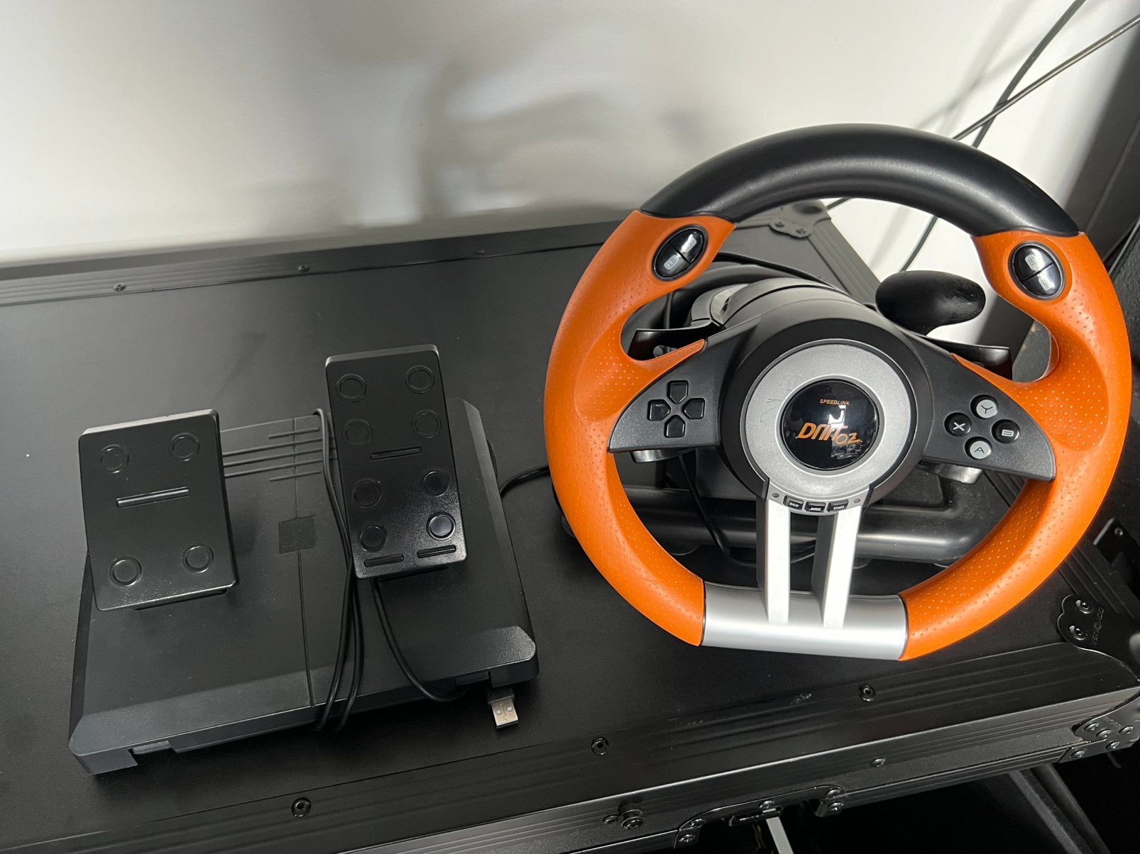 Race stuur speedlink drift O.Z, Spelcomputers en Games, Spelcomputers | Xbox | Accessoires, Ophalen, Zo goed als nieuw, Stuurtje of Sportattribuut