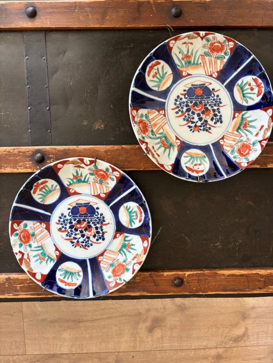 Set van 2 antieke Japanse Imari porseleinen borden, Ophalen