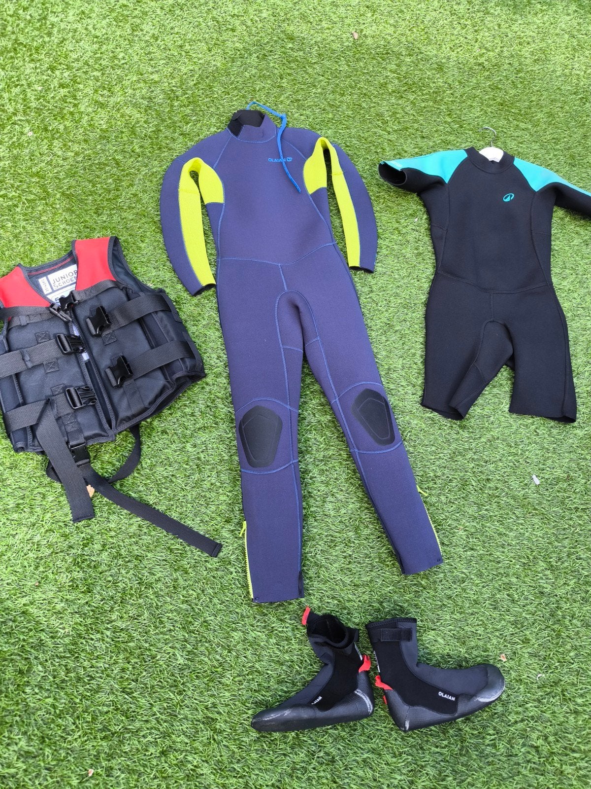 Wetsuits, reddingsvest en bootschoenen voor kinderen, Wetsuit, Gebruikt, Kind, Ophalen of Verzenden