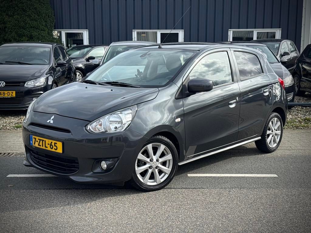 Mitsubishi Space Star 1.2 MPI 59KW 2014 Grijs, Voorwielaandrijving, 200 kg, 23 km/l, Bedrijf