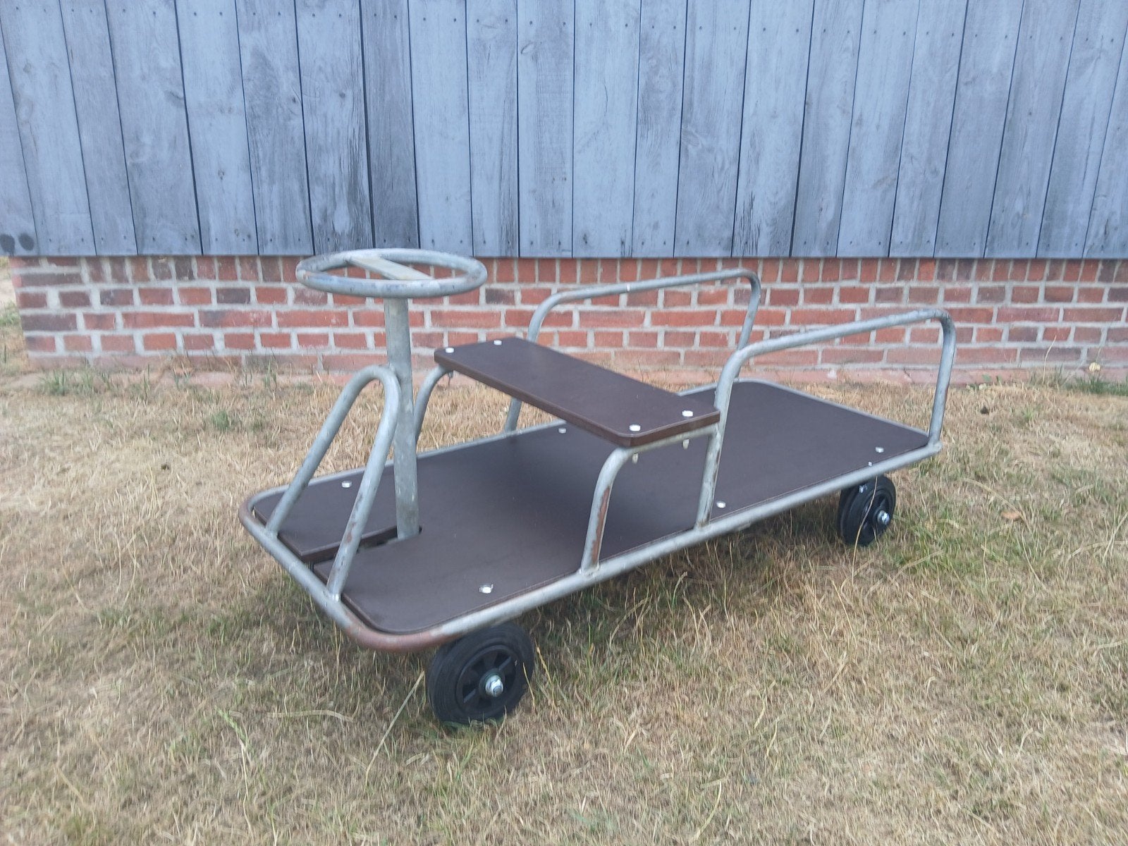 Robuuste  vintage duwkar, Ophalen, Gebruikt, Duwvoertuig