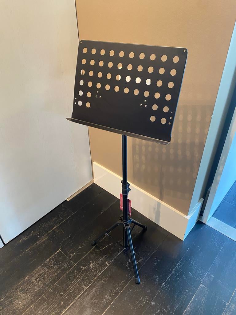 Stagg Muziekstandaard - Zwart, Zo goed als nieuw, Muziek en Instrumenten, Standaards, Ophalen, Zo goed als nieuw, Muziekstandaard