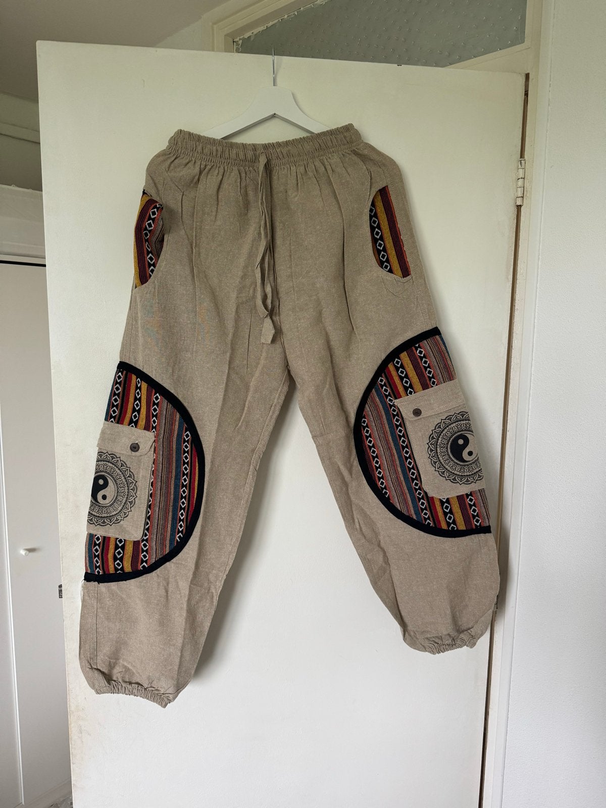 Comfortabele Harembroek met Etnische Prints, Kleding | Dames, Maat 38/40 (M), Beige, Ophalen of Verzenden, Zo goed als nieuw