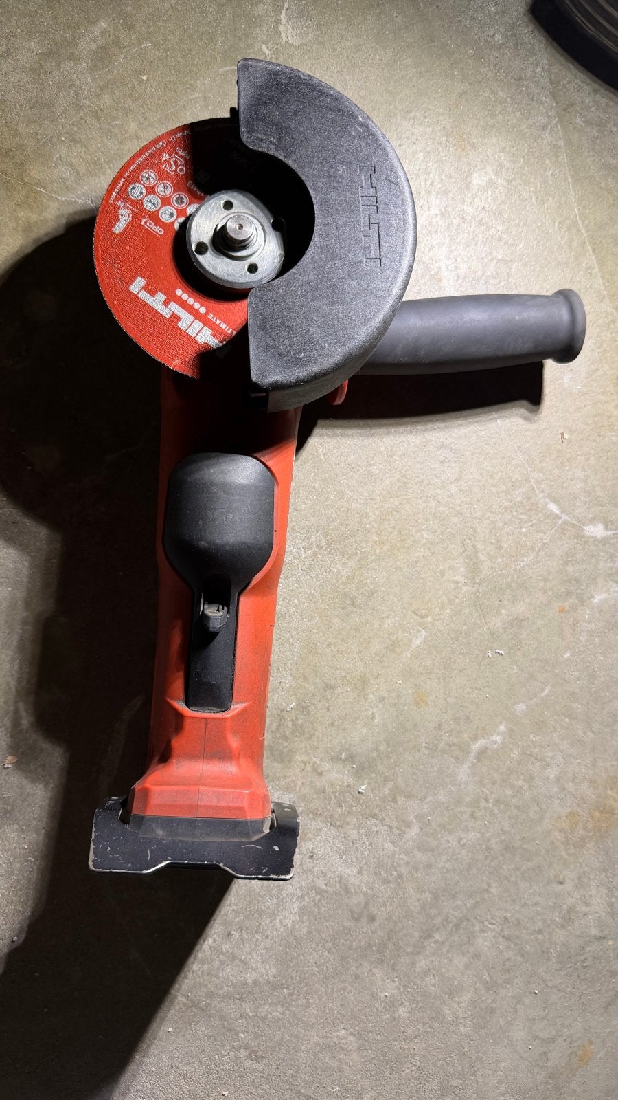 Hilti Slijptol AG 5D-22 versie Nuron, Ophalen of Verzenden, Gebruikt, 1000 watt of meer, Haakse handslijpmachine