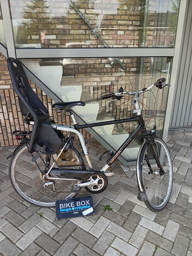 Yepp achterstoeltje met houder in heel nette staat, Fietsen en Brommers, Fietsen | Heren | Herenfietsen, Ophalen of Verzenden