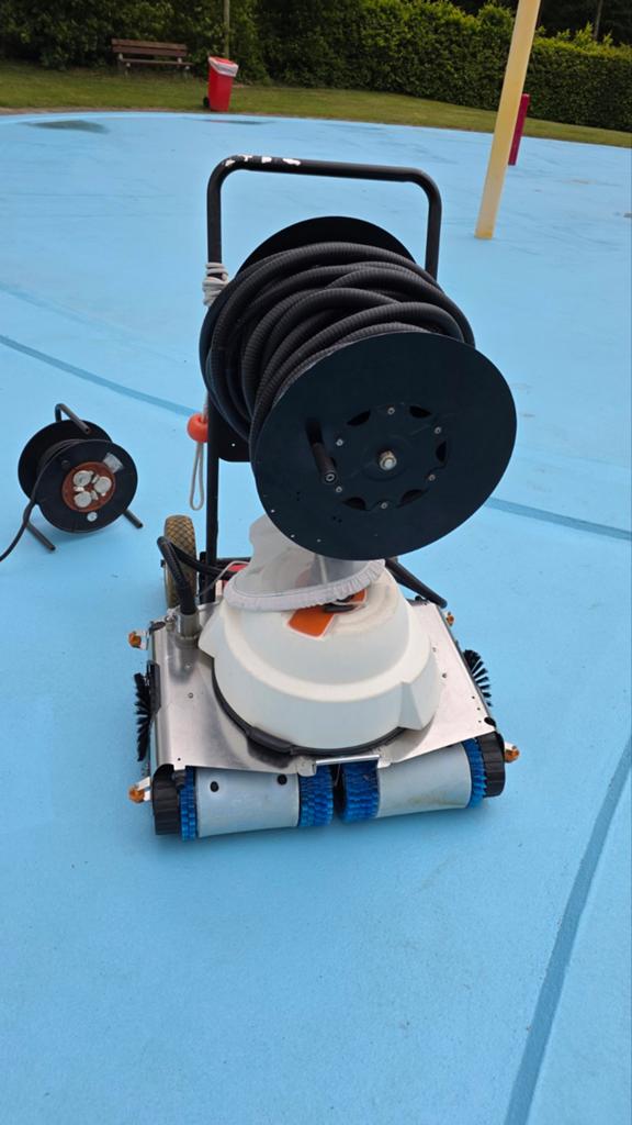 Zwembadrobot Hexagone Chrono MP3, Ophalen, Gebruikt, Overige typen