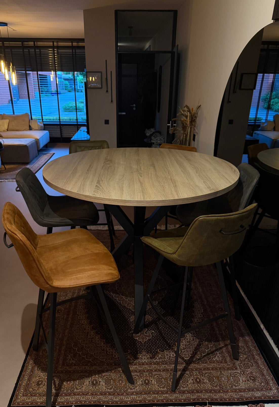 Luxe ronde bartafel met 6 barkrukken  Zo goed als nieuw, Ophalen, Zo goed als nieuw
