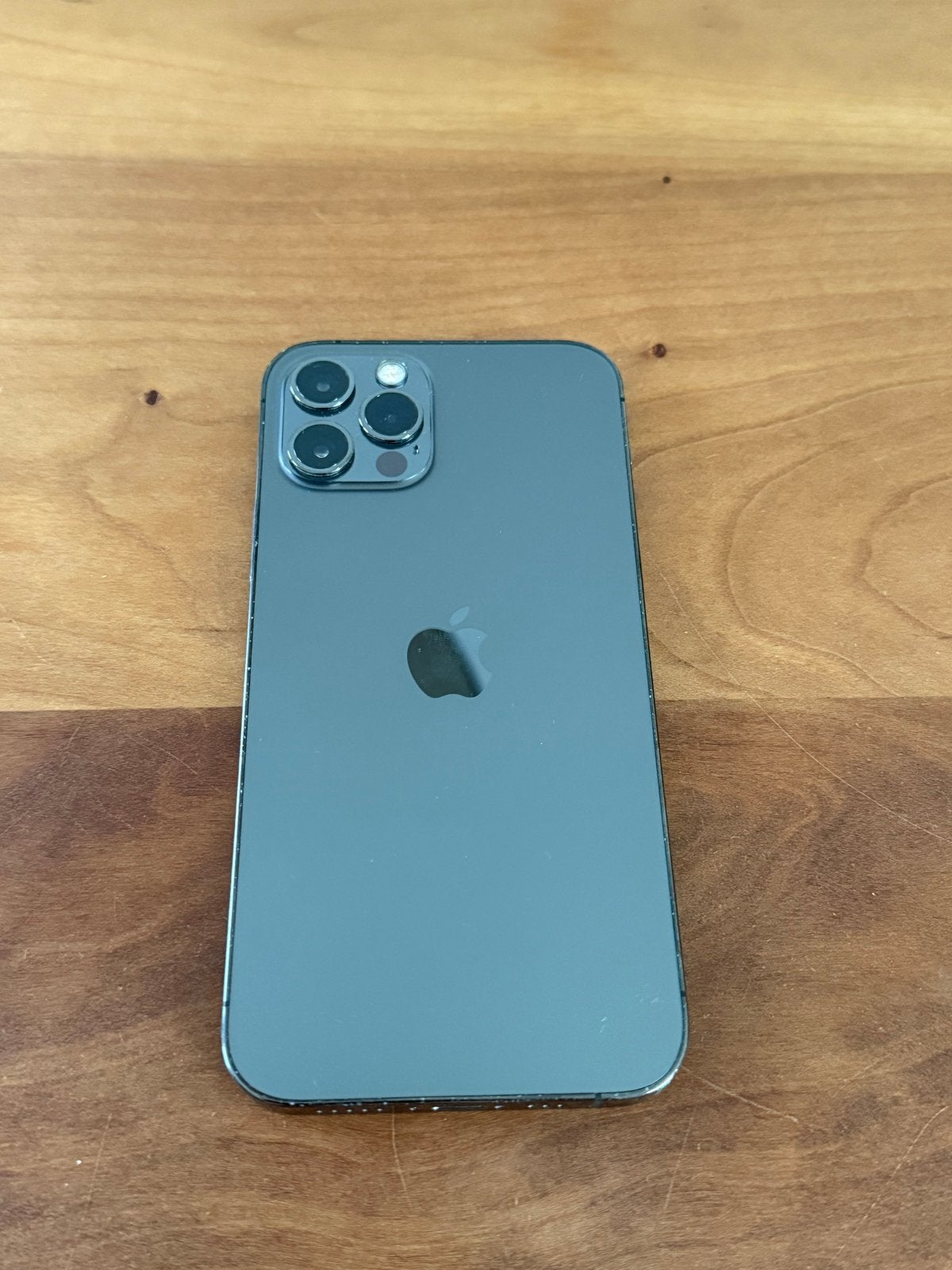 iPhone 12 Pro 256GB Grafiet, Telecommunicatie, 256 GB, Gebruikt, Grijs, 79 %