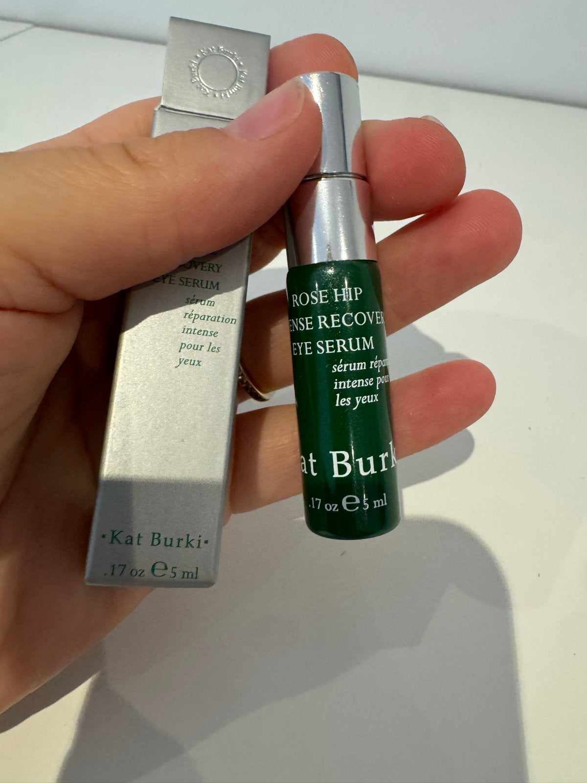 Kat Burki Rose Hip Intense Recovery Eye Serum 5ml, Ophalen of Verzenden, Nieuw, Ogen, Verzorging
