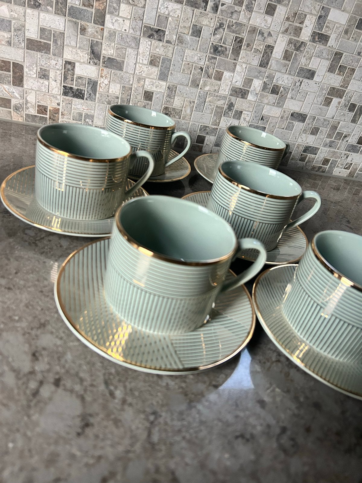 Nieuwe H&M Home koffiekopjes met schotels - 6 stuks, Overige merken, Keramiek, Nieuw, Ophalen of Verzenden