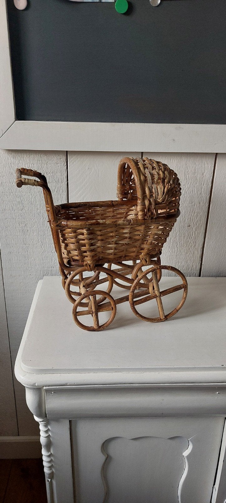 Vintage decoratie van rotan huis, babykamer kinderkamer baby, Ophalen of Verzenden, Zo goed als nieuw