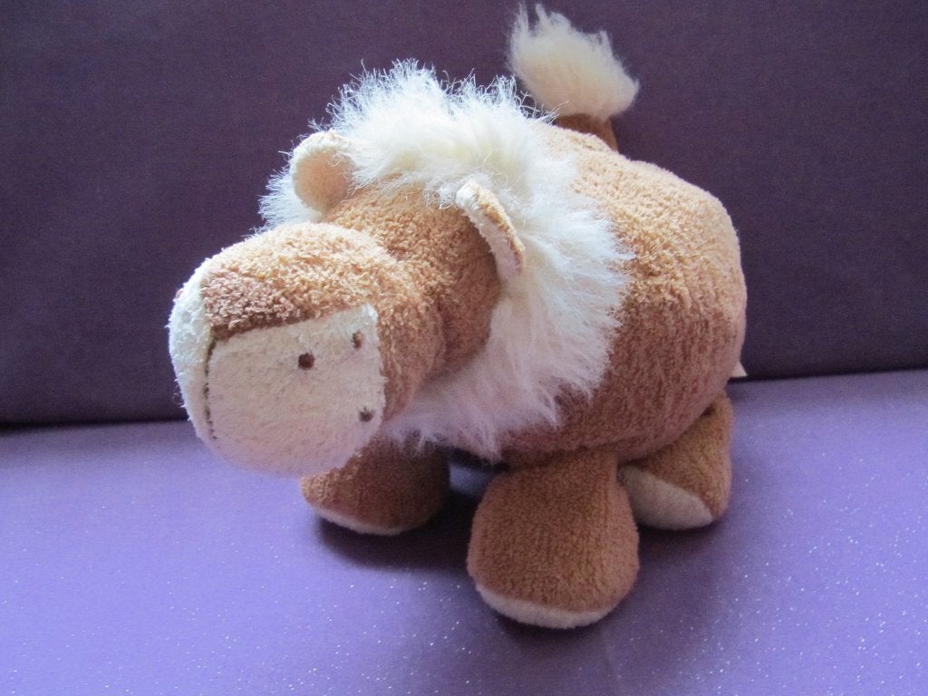 26 JARIGE HAPPY HORSE KNUFFEL LEEUW LESLIE 2000 **Nieuw**, Happy Horse, Nieuw, Ophalen of Verzenden, Middelgroot (20 tot 80 cm)