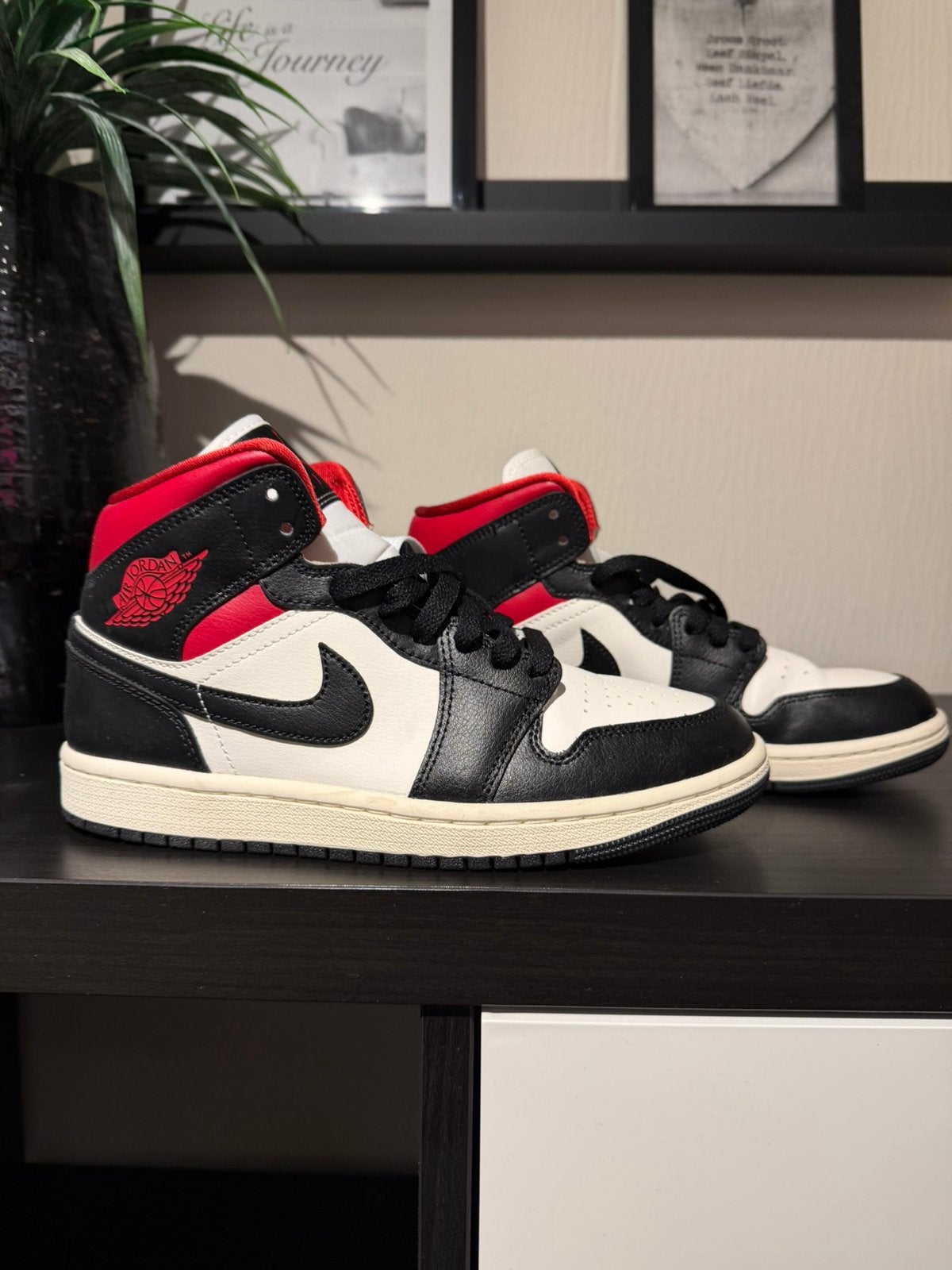 Nike jordan 38.5, Verzenden, Zo goed als nieuw