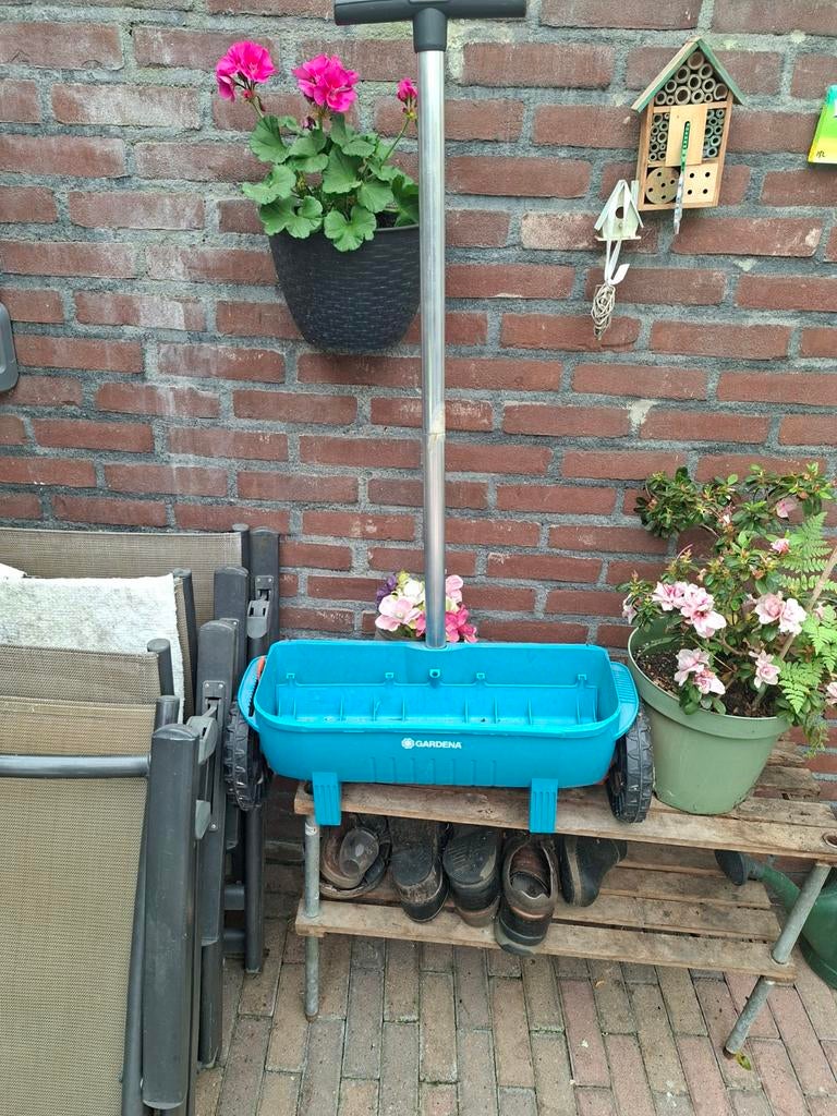 Zout strooier / gras strooier nop nieuw, Ophalen of Verzenden, Zo goed als nieuw