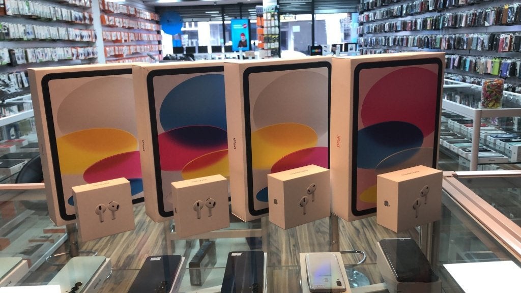 iphone 17e  / ipad A16  / ipad 2015 / Tab A11 / Tab A9 plus, Ophalen, Zo goed als nieuw, Overige typen