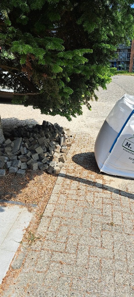 Gratis steentjes ophalen, Tuin en Terras, Ophalen, Gebruikt, Klinkers, Minder dan 5 m²