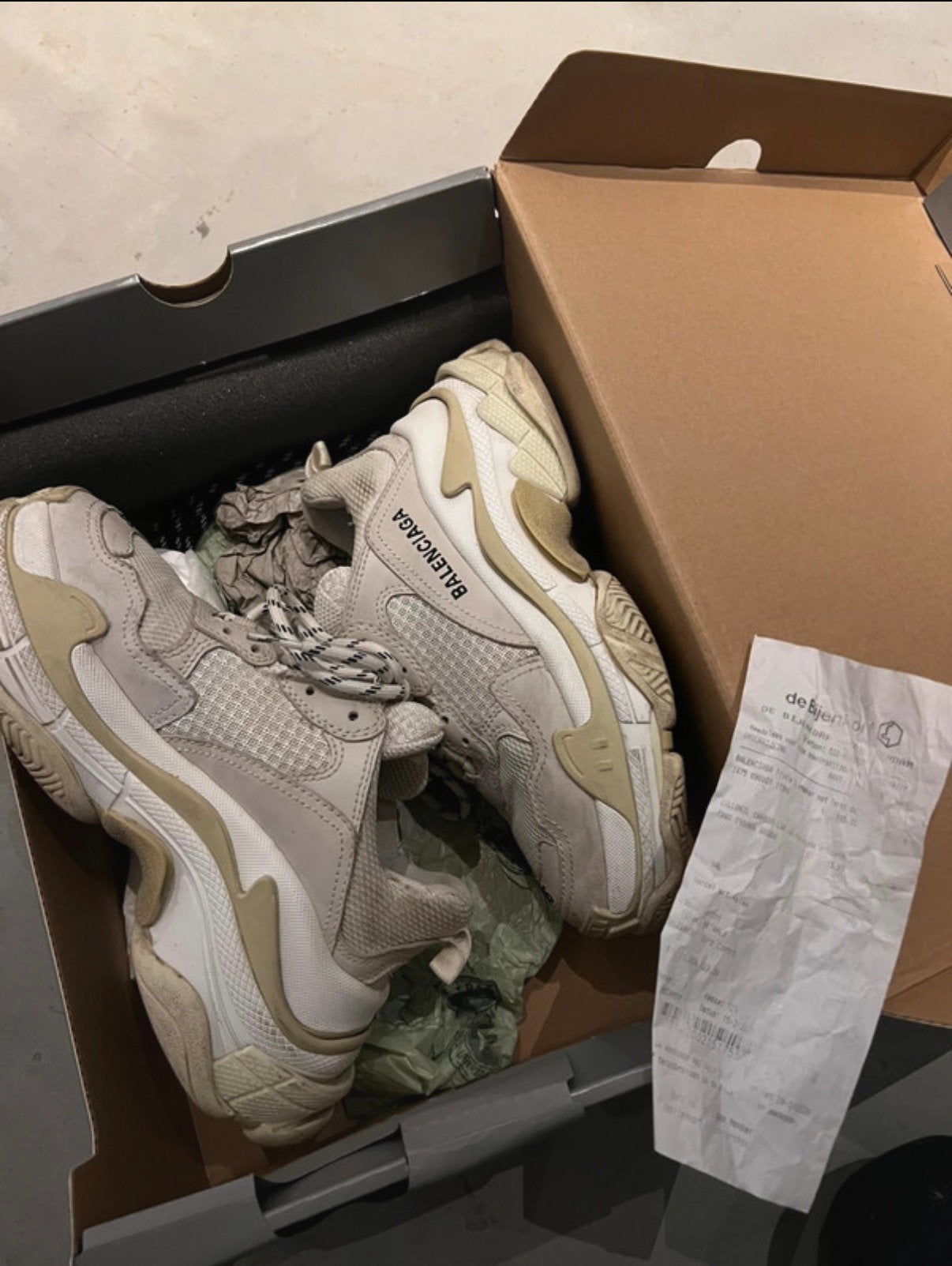 Balenciaga triple S 36 ORGINEEL, Kleding | Heren, Ophalen of Verzenden, Gedragen, Wit