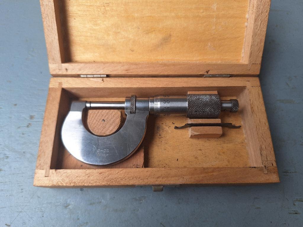 Zeus micrometer 0=25mm, Ophalen of Verzenden, Zo goed als nieuw