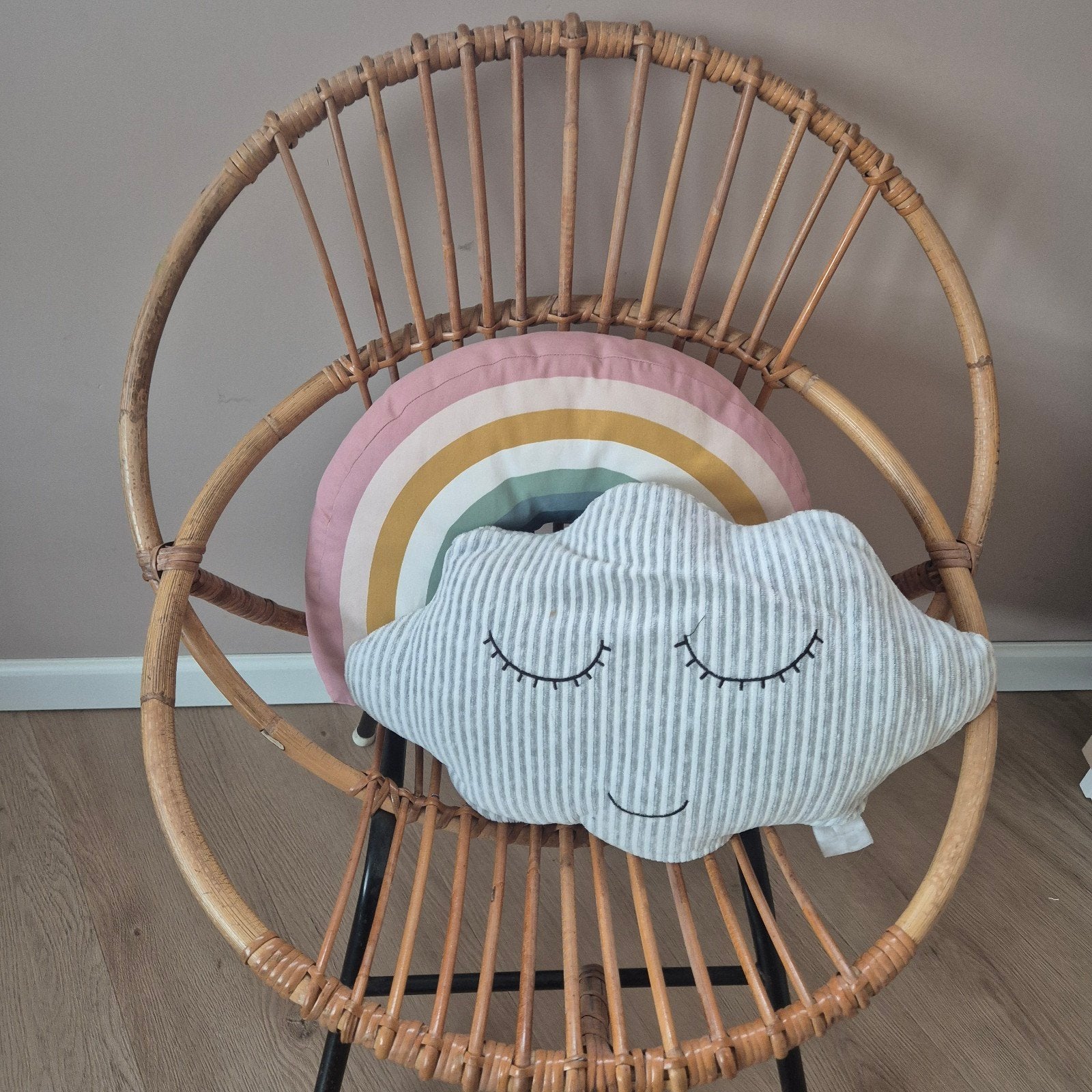 vintage rotan kinderstoel, Huis en Inrichting, Bohemian, Retro, Gebruikt, Bruin, Ophalen of Verzenden
