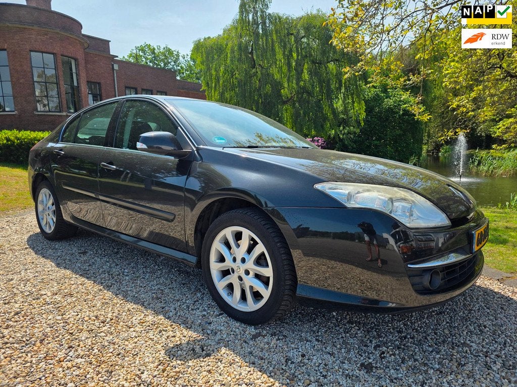 Renault Laguna 2.0 16V Dynamique *apk:06-2027*, Auto's, Laguna, Gebruikt, 4 cilinders, Leder en Stof