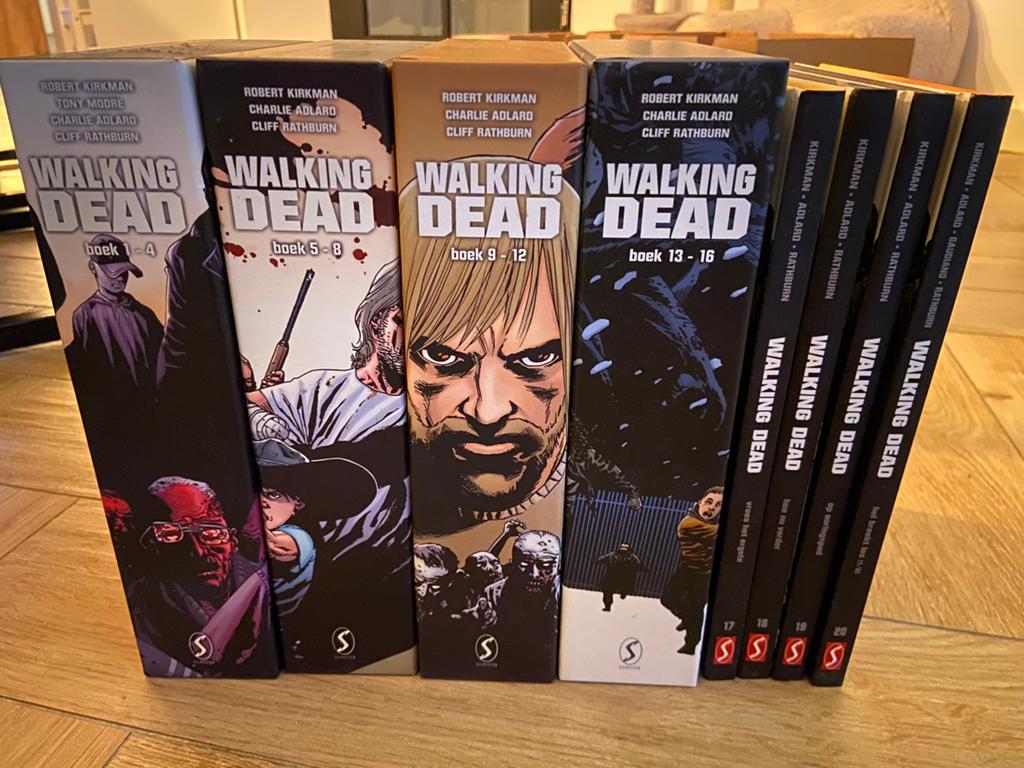The Walking Dead Hardcover Comics 1-20 boxsets!, Eén comic, Ophalen of Verzenden, Zo goed als nieuw, Amerika