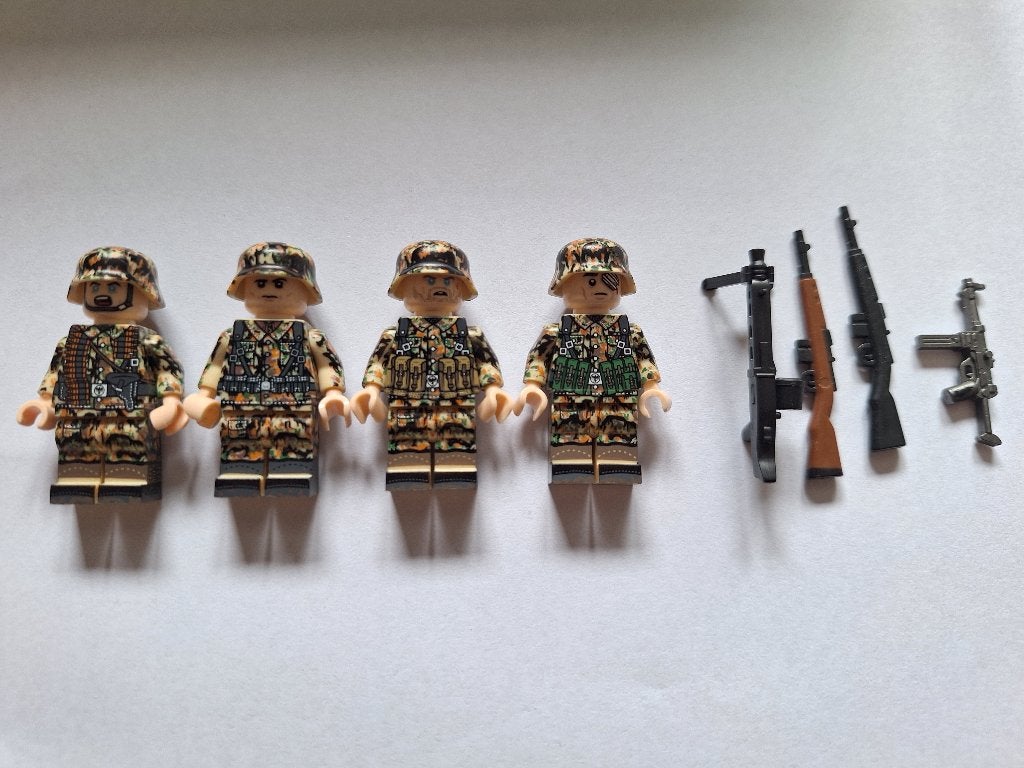 Lego ww2 duitse leger soldaten squad met wapens, Ophalen of Verzenden, Zo goed als nieuw