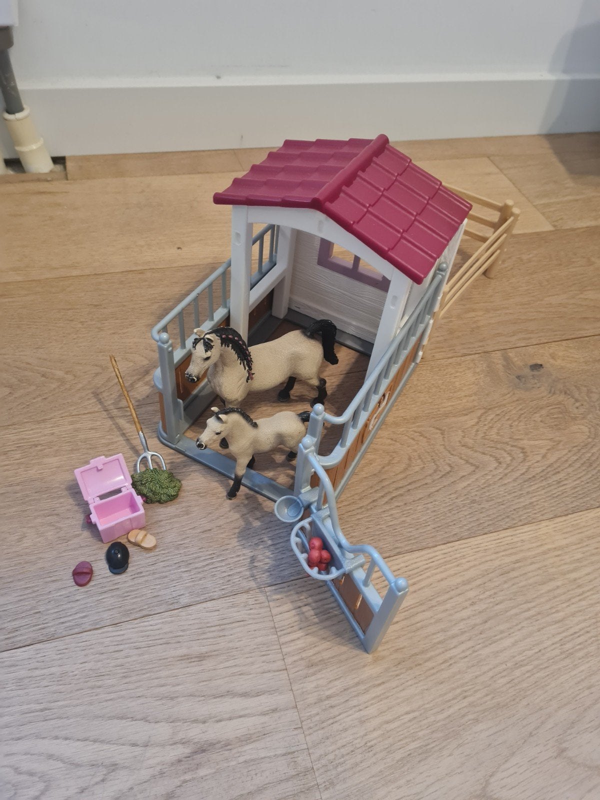 schleich stal, Ophalen, Zo goed als nieuw