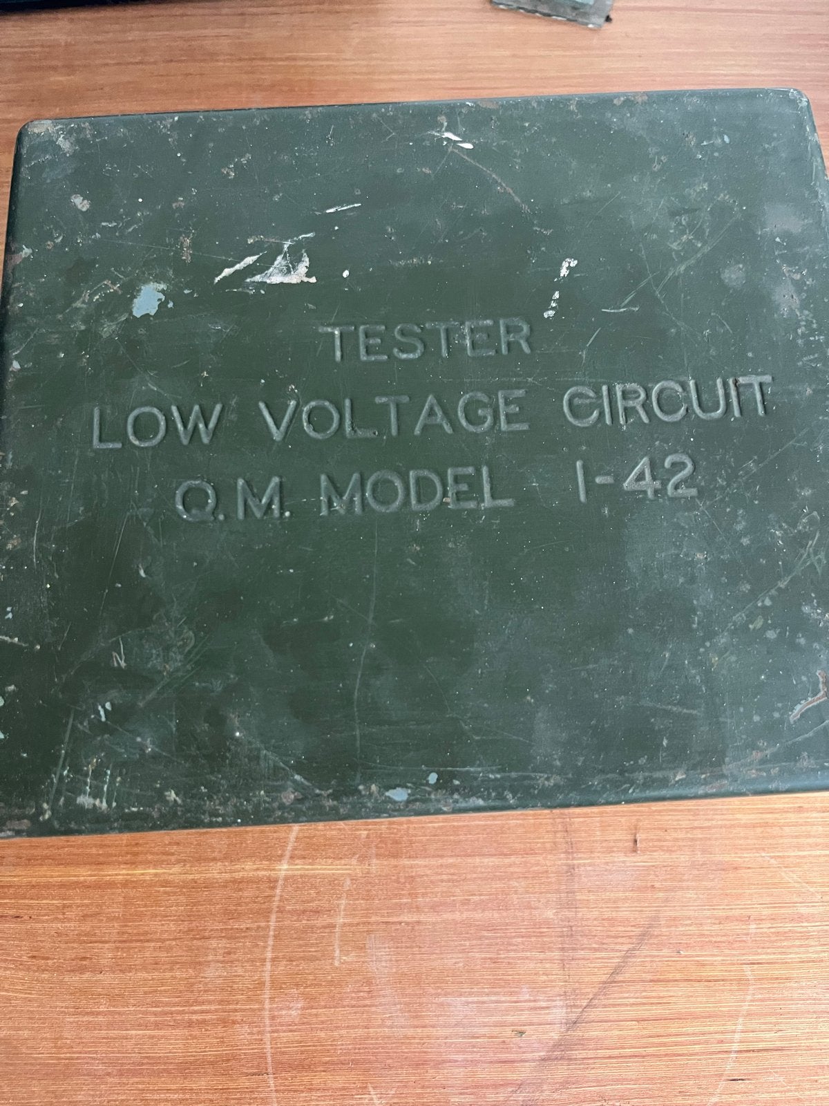Vintage Militaire Lage Voltage Circuit Tester Q.M. Model I-4, Ophalen