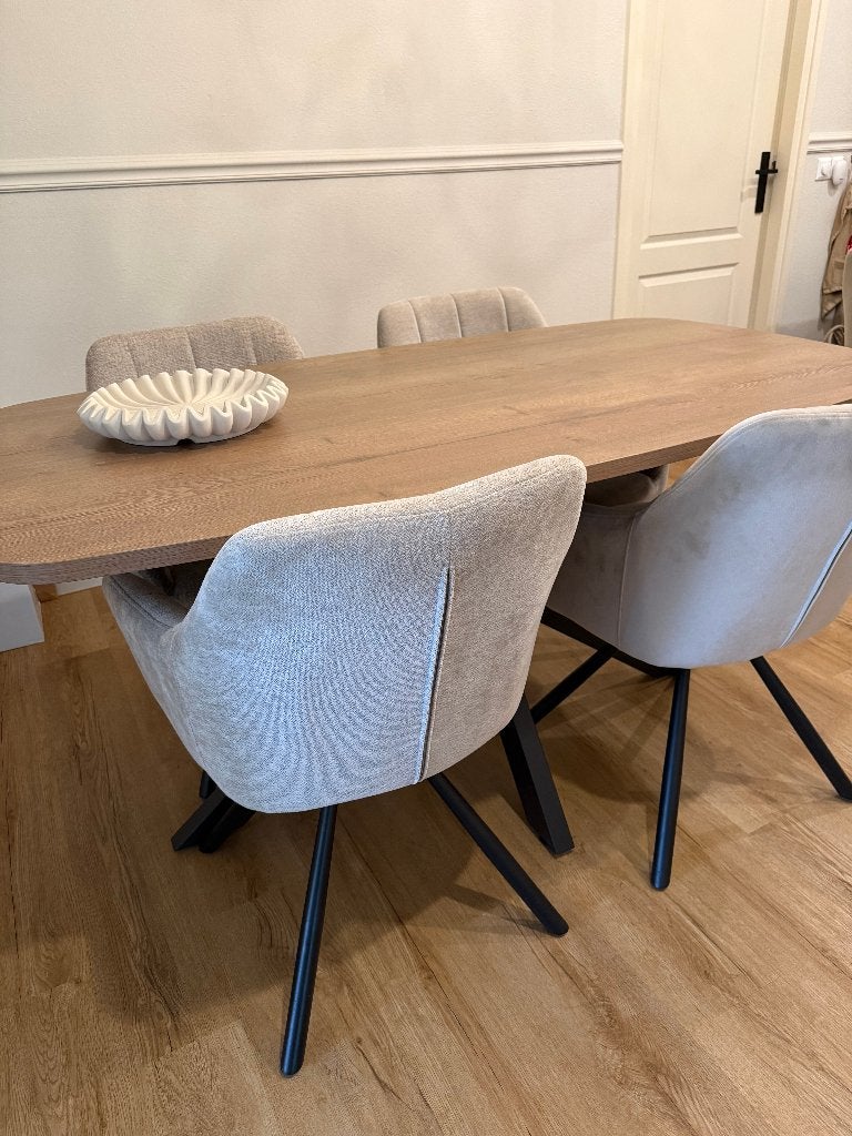 Foto 15 van Deens ovale spinpoot eettafel lengte 1.60  2.10 en 2.40