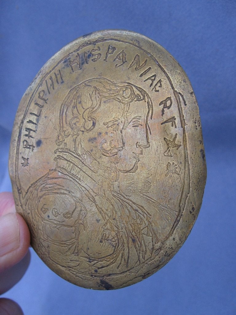 Koperen gedenkplaat - Philips 4 - 1605 ,1665 - bodemvondst, Ophalen of Verzenden, Koper