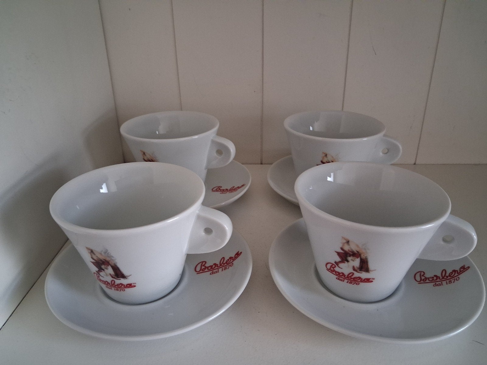 Set van 4 Barbera cappuccino koppen met schotels, Gebruikt, Overige merken, Ophalen of Verzenden, Overige stijlen