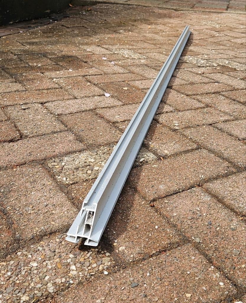 Aluminium profiel - T profiel, Doe-het-zelf en Verbouw, Hout en Planken, Ophalen, Gebruikt, 25 tot 50 mm, Overige typen