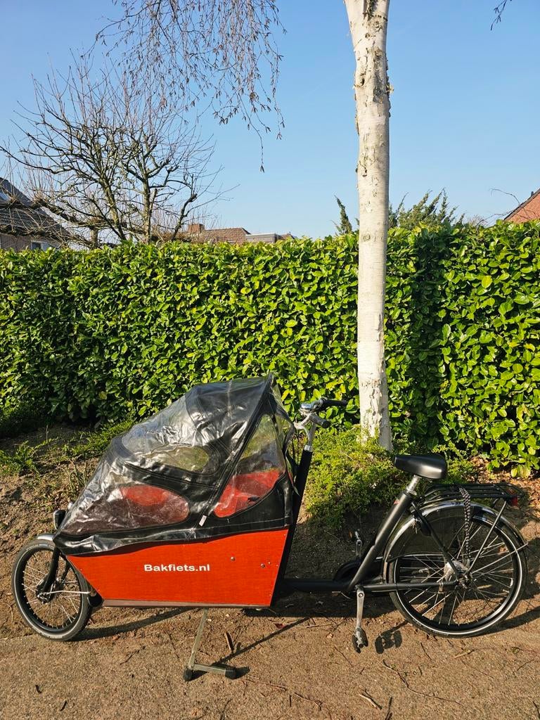 Bakfiets-nl Long met huif en Maxi-Cosi steun, Gebruikt, Huif, 2 kinderen, Ophalen