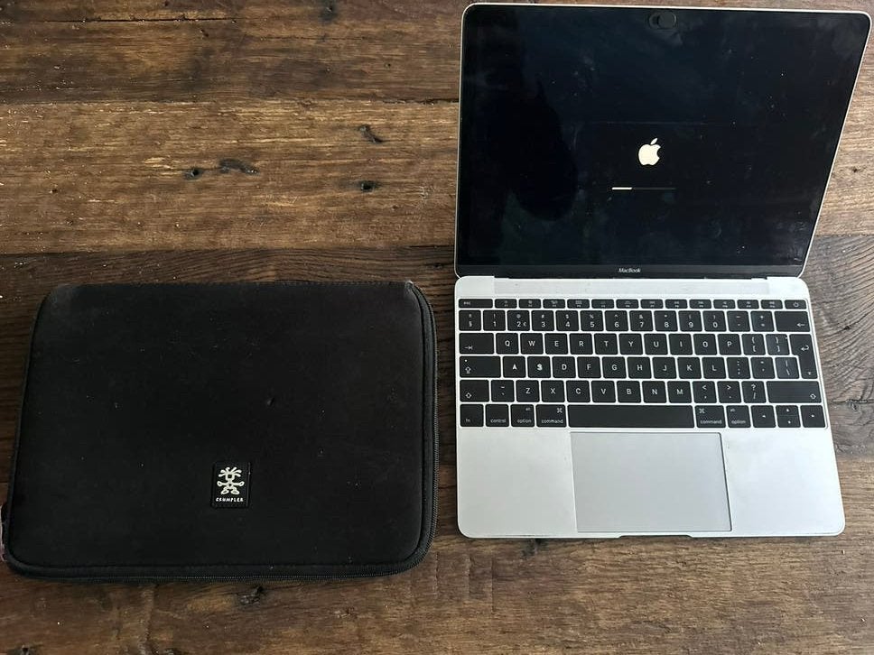 MacBook (Retina, 12-inch, Early 2015) - 8GB RAM, 256GB SSD, Computers en Software, Gebruikt, 256 GB, Qwerty, 8 GB