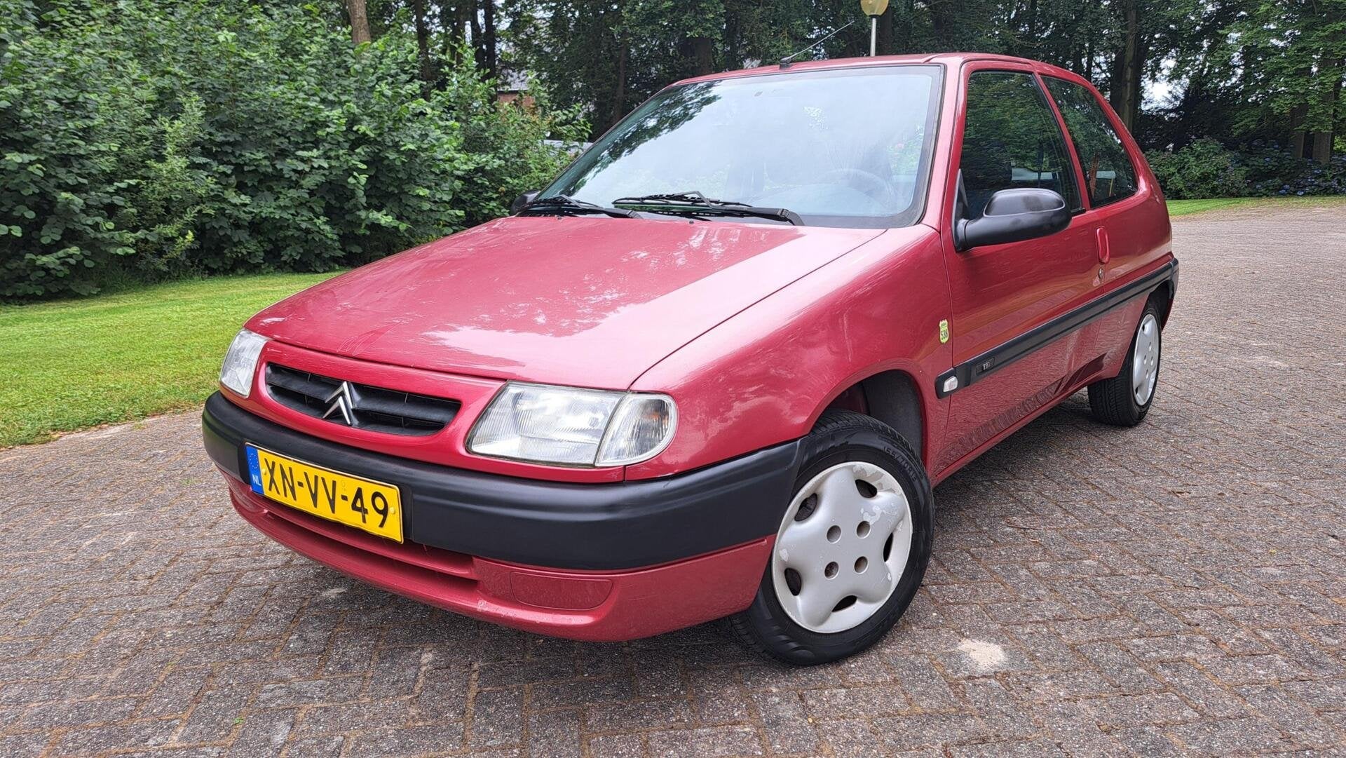 Citroen Saxo 1.1i Radio 538 81DKM! NW RIEM & WATERPOMP, Auto's, Stof, 4 cilinders, Saxo, 60 pk
