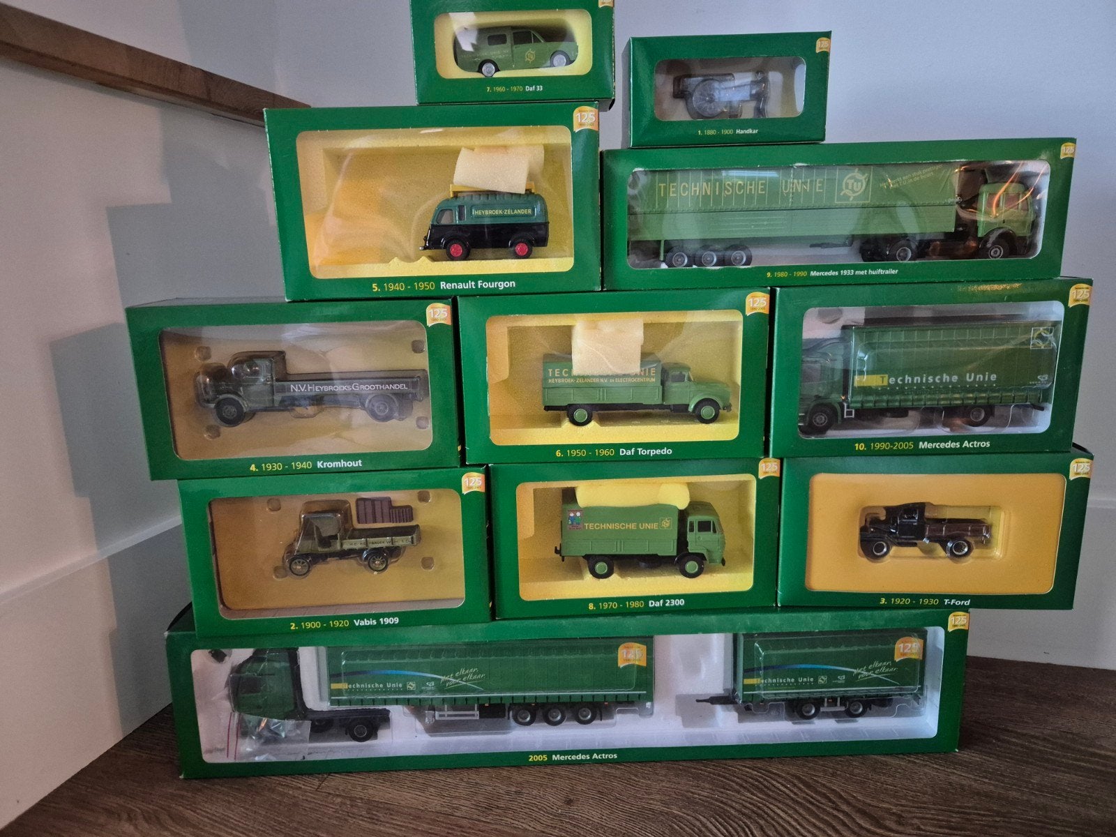 Verzameling modelauto's en vrachtwagens, diverse merken, Overige merken, 1:32 tot 1:50, Nieuw, Ophalen of Verzenden