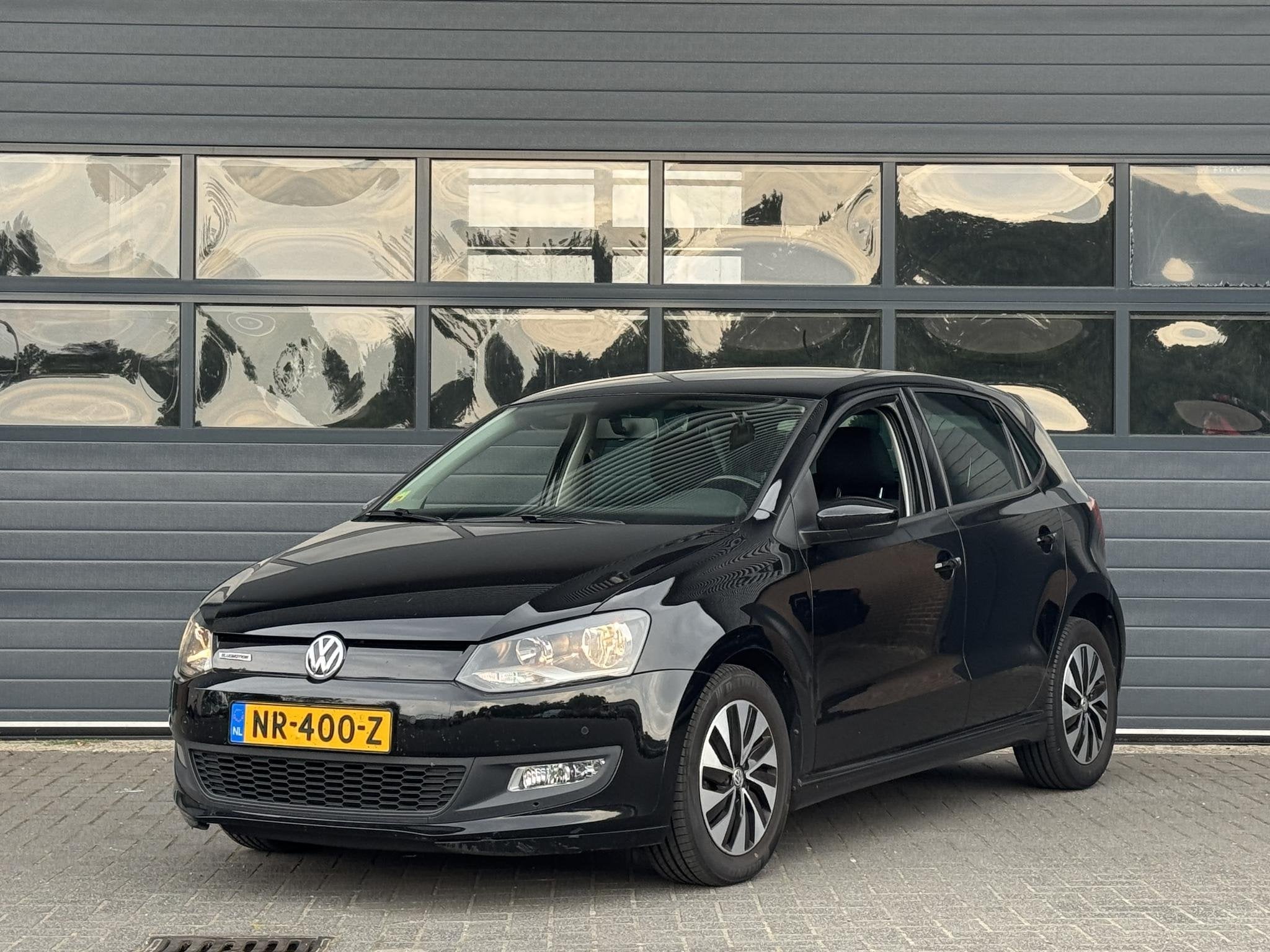 VOLKSWAGEN POLO 1.0 BLUEMOTION EDITION I 5-DEURS I CRUISE CO, Voorwielaandrijving, Stof, 95 pk, Met garantie (alle)