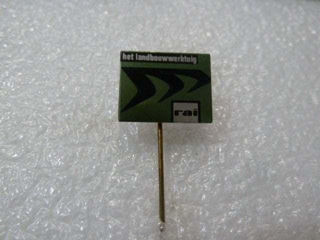 Vintage RAI 'Het Landbouwwerktuig' Speldje, Ophalen of Verzenden, Gebruikt, Overige onderwerpen, Speldje of Pin